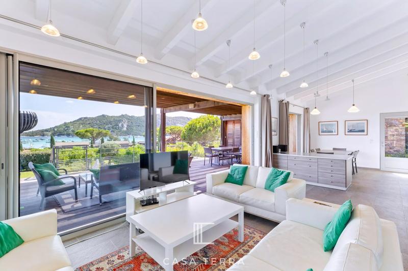 Villa - 143 m² - 4 pièces