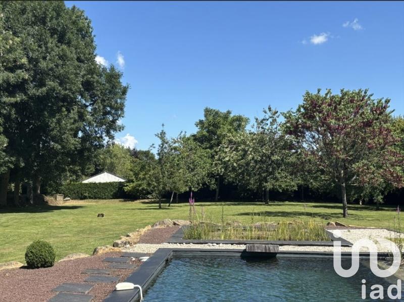 Maison - 216 m² - 9 pièces