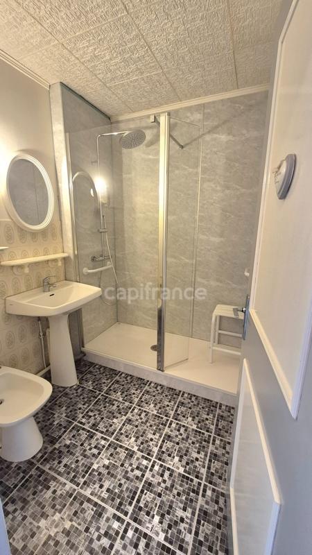 Appartement - 83 m² - 4 pièces