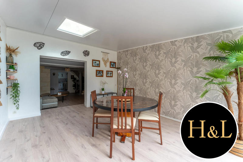 Maison ancienne - 187 m² - 6 pièces