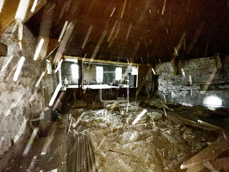 Maison - 540 m² - 9 pièces