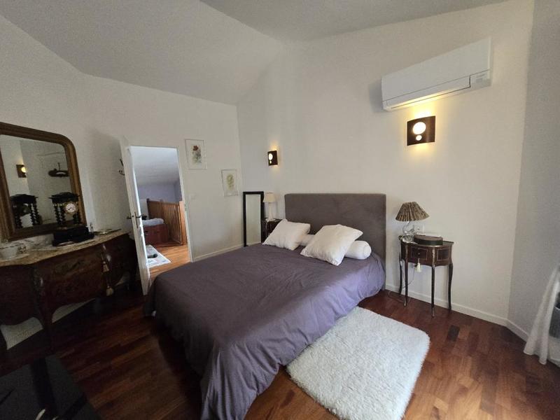 Maison - 194 m² - 7 pièces