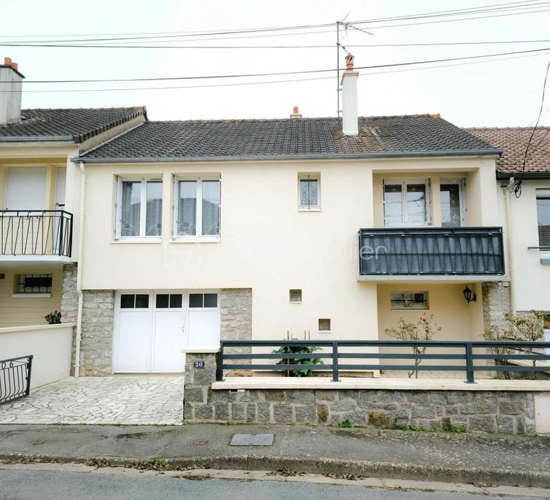 Maison de ville - 82 m² - 5 pièces