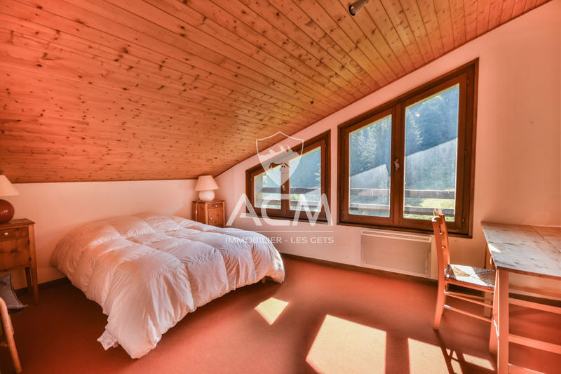 Appartement - 100 m² - 6 pièces