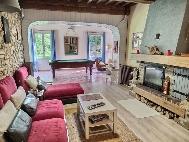 Maison - 175 m² - 8 pièces