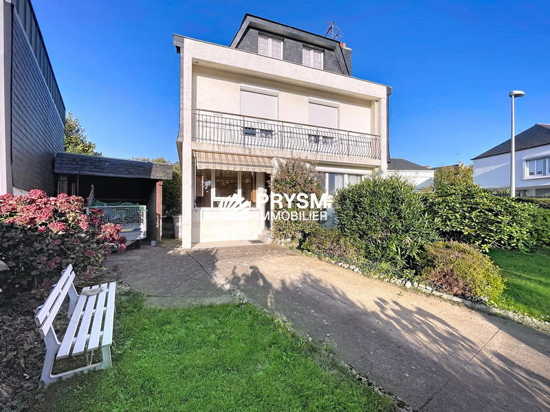 Maison traditionnelle - 76 m² - 4 pièces