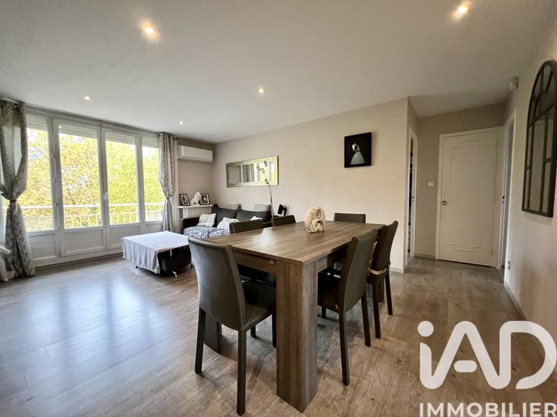 Appartement - 77 m² - 4 pièces