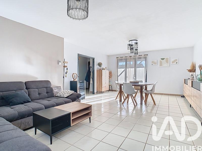 Maison - 110 m² - 4 pièces