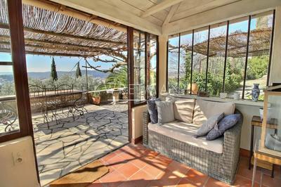 Villa - 130 m² - 4 pièces