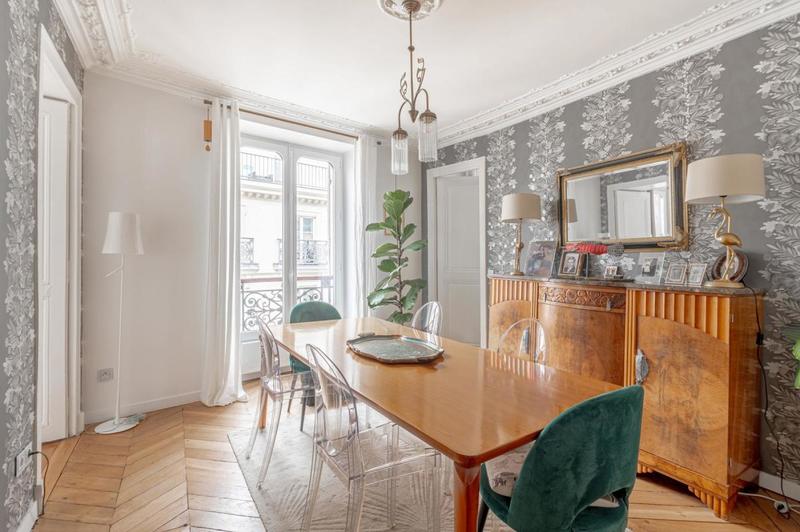 Appartement - 80 m² - 3 pièces