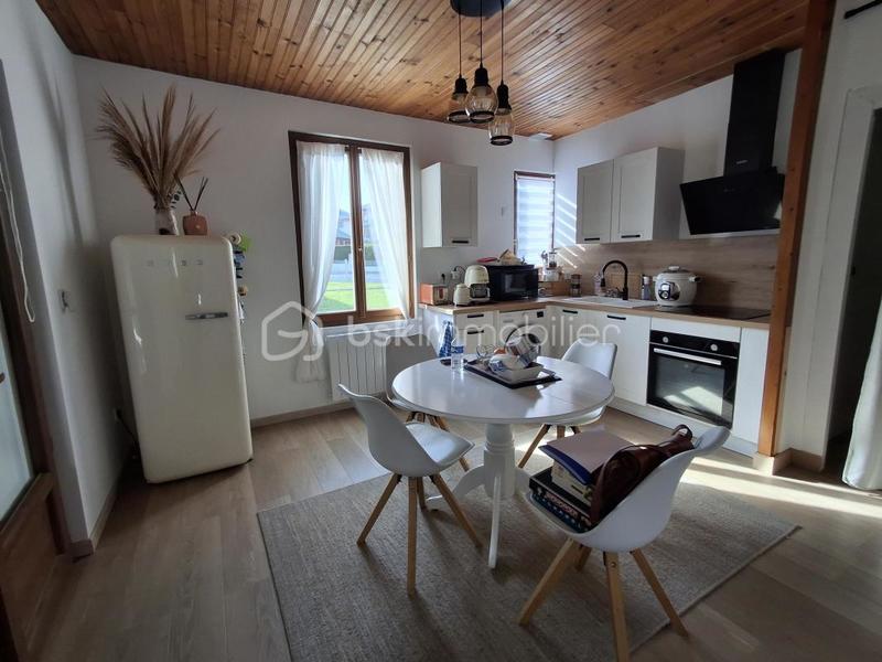 Maison - 56 m² - 4 pièces