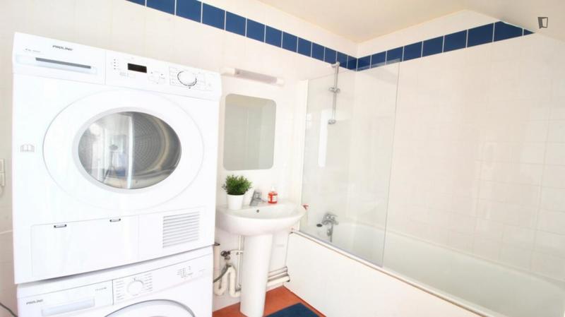 Chambre - 12 m² - 4 pièces