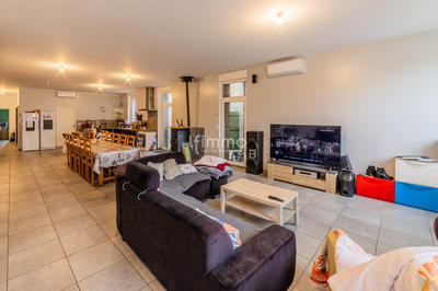 Maison de village - 275 m² - 8 pièces