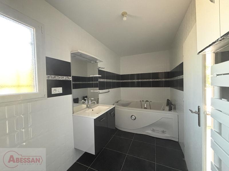 Maison - 165 m² - 5 pièces