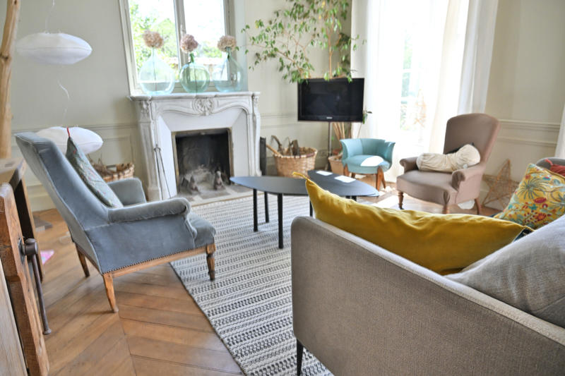 Propriété - 270 m² - 11 pièces