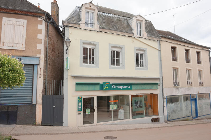 Immeuble - 155 m² - 10 pièces