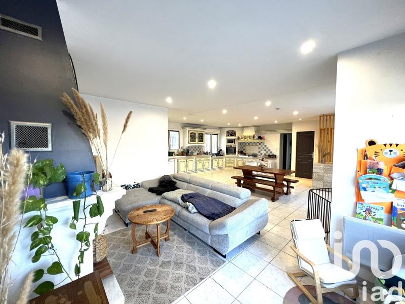 Maison - 102 m² - 4 pièces