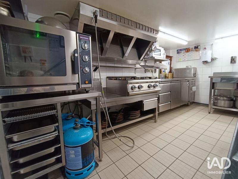 Local commercial - 122 m²