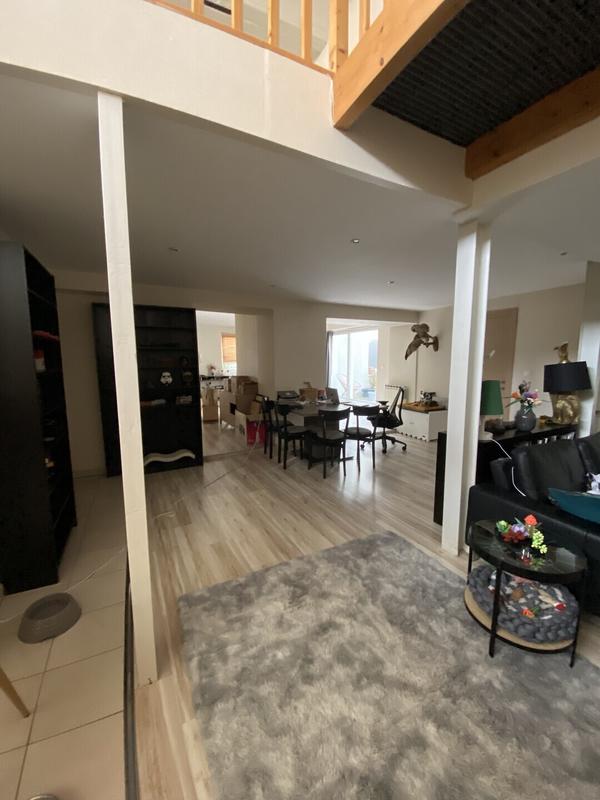 Appartement - 112 m² - 5 pièces