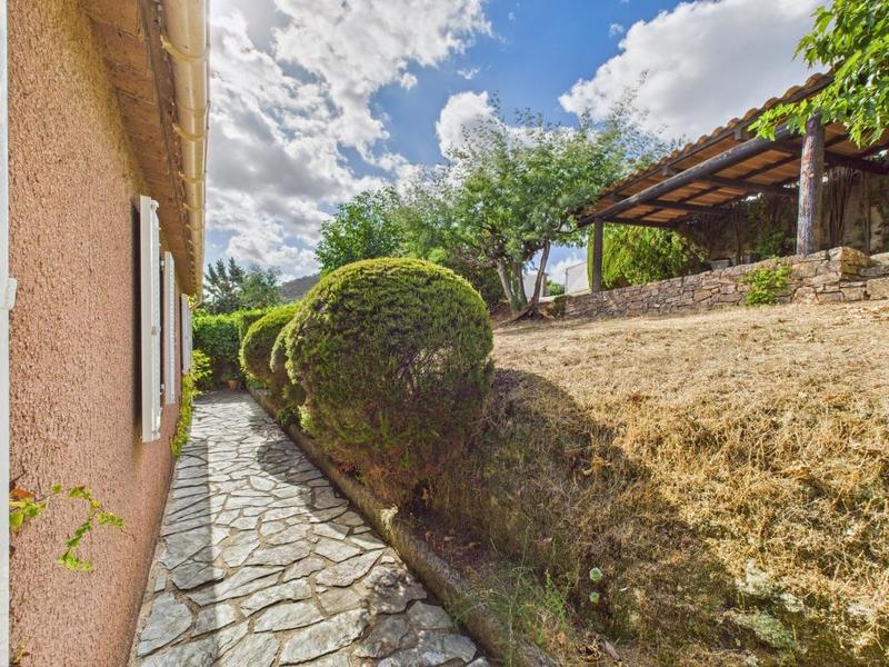 Villa - 98 m² - 5 pièces