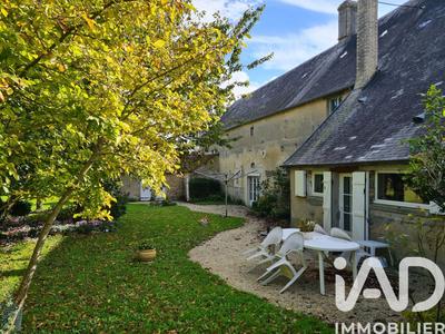 Maison - 323 m² - 8 pièces