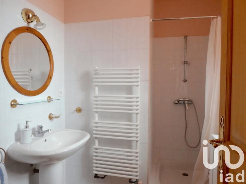 Maison - 260 m² - 7 pièces