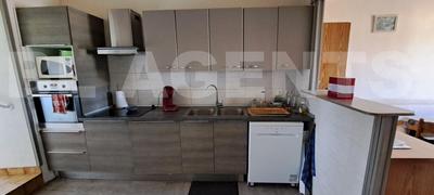 Demeure - 196 m² - 8 pièces