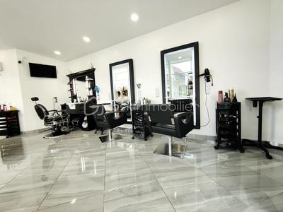 Beauté / Bien-être - 70 m²