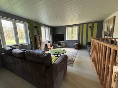 Maison - 140 m² - 4 pièces