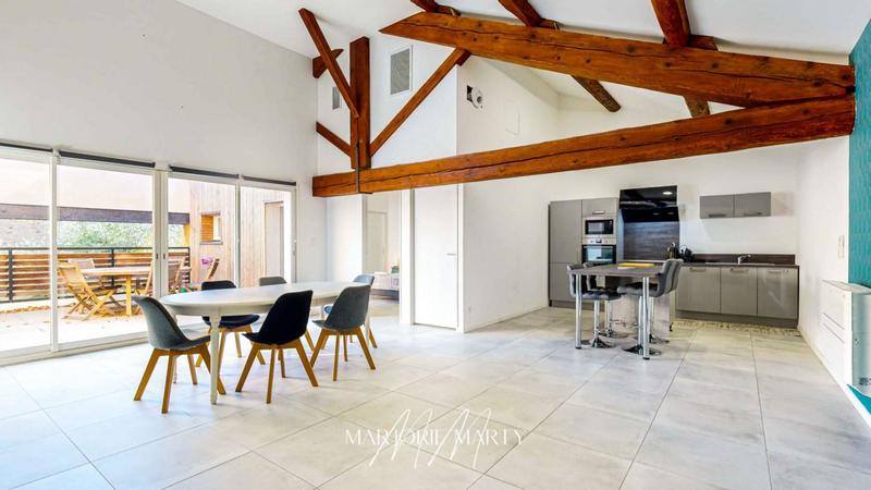 Demeure - 580 m² - 18 pièces