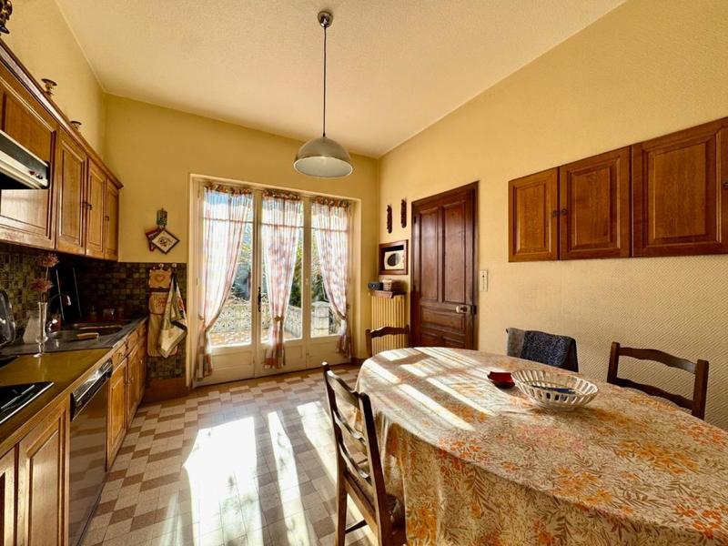 Maison - 148 m² - 6 pièces