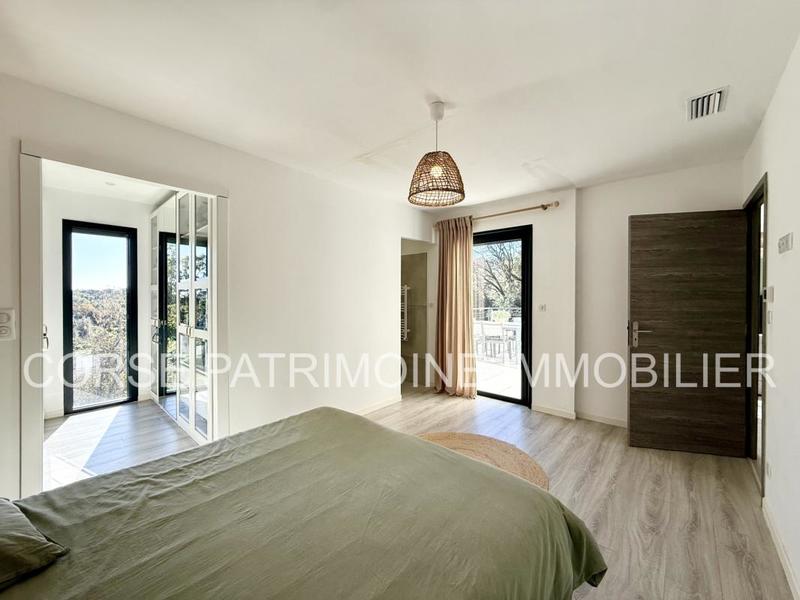 Villa - 130 m² - 6 pièces