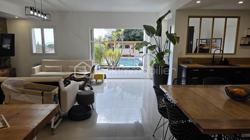 Maison - 150 m² - 6 pièces