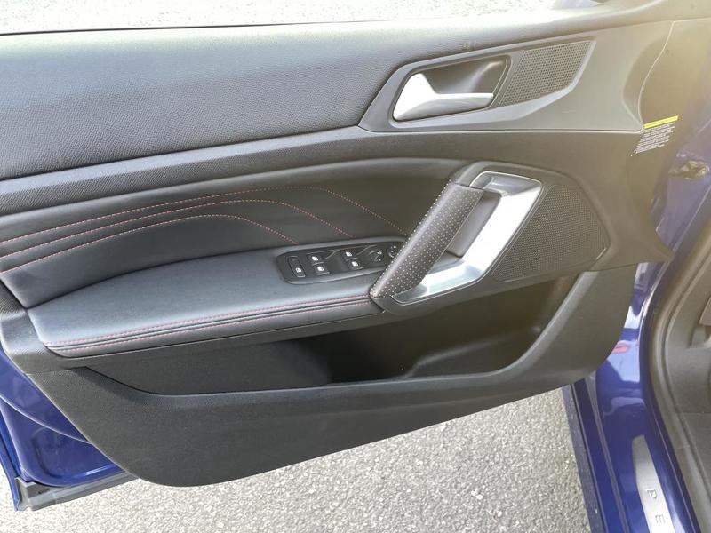 Peugeot 308 Gt-Line 1.2 Essence 130 Bvm6