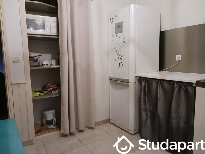 Chambre - 12 m² - 1 pièce