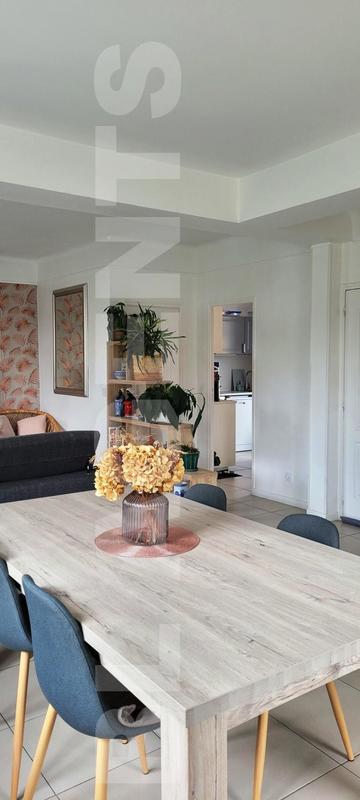 Maison - 140 m² - 7 pièces