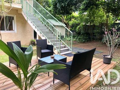 Maison - 280 m² - 13 pièces