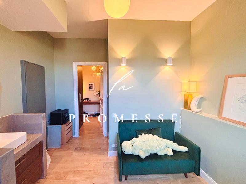 Appartement - 131 m² - 4 pièces