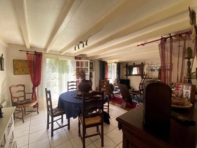 Maison - 120 m² - 5 pièces