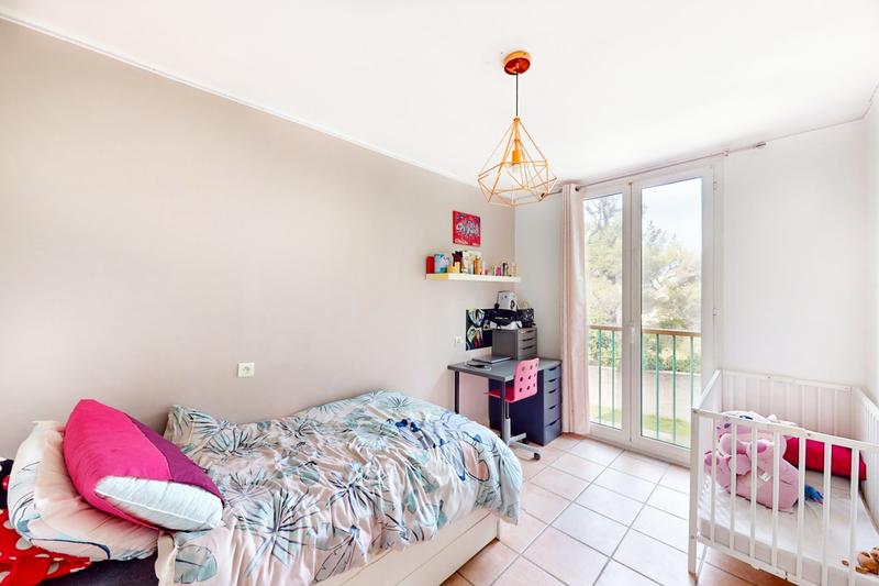 Appartement - 83 m² - 5 pièces