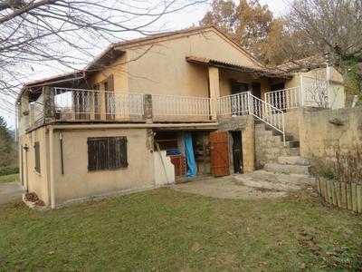 Maison - 110 m² - 6 pièces