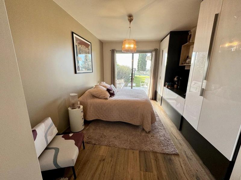 Appartement - 90 m² - 4 pièces