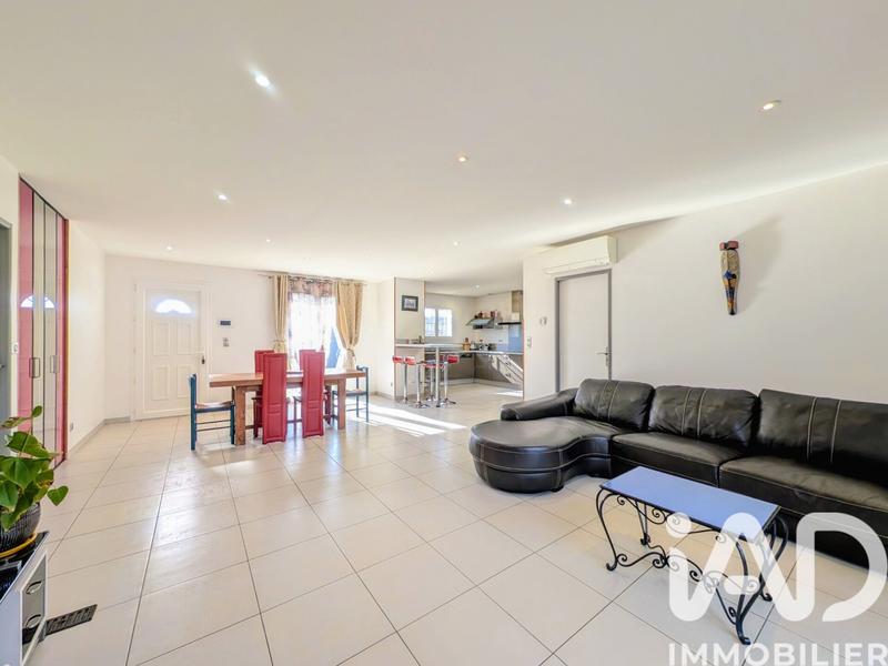 Maison - 110 m² - 5 pièces