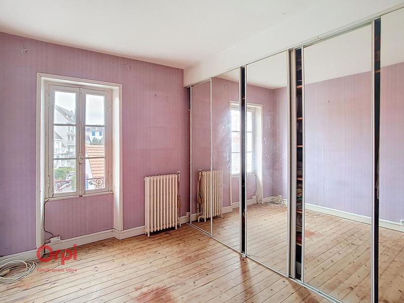 Maison - 94 m² - 5 pièces