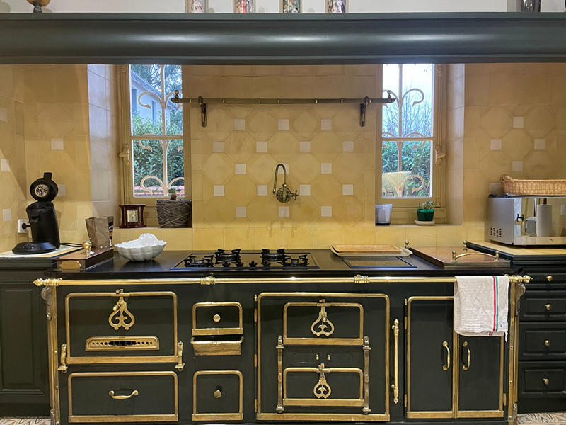 Maison - 299 m² - 8 pièces