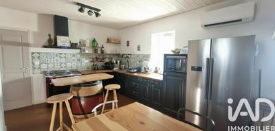 Maison - 206 m² - 8 pièces