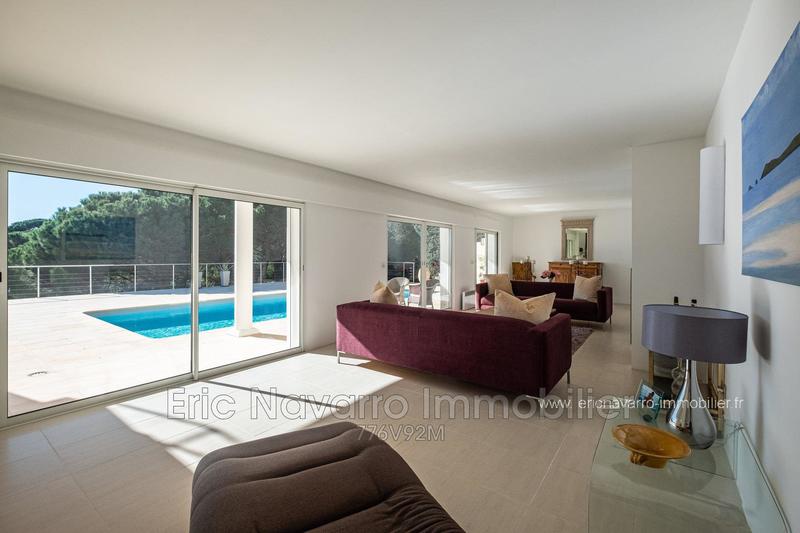 Villa - 250 m² - 6 pièces