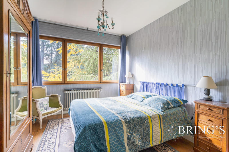 Appartement - 101 m² - 6 pièces