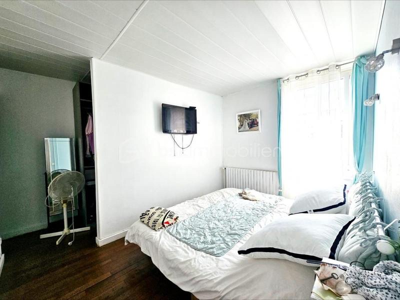 Longère - 252 m² - 8 pièces