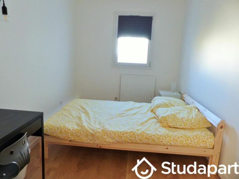 Chambre - 12 m² - 1 pièce